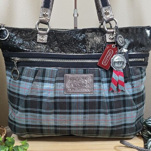 Coach Poppy Tartan Glamour Tote with Matching Wallet - Picture 5 of 16
